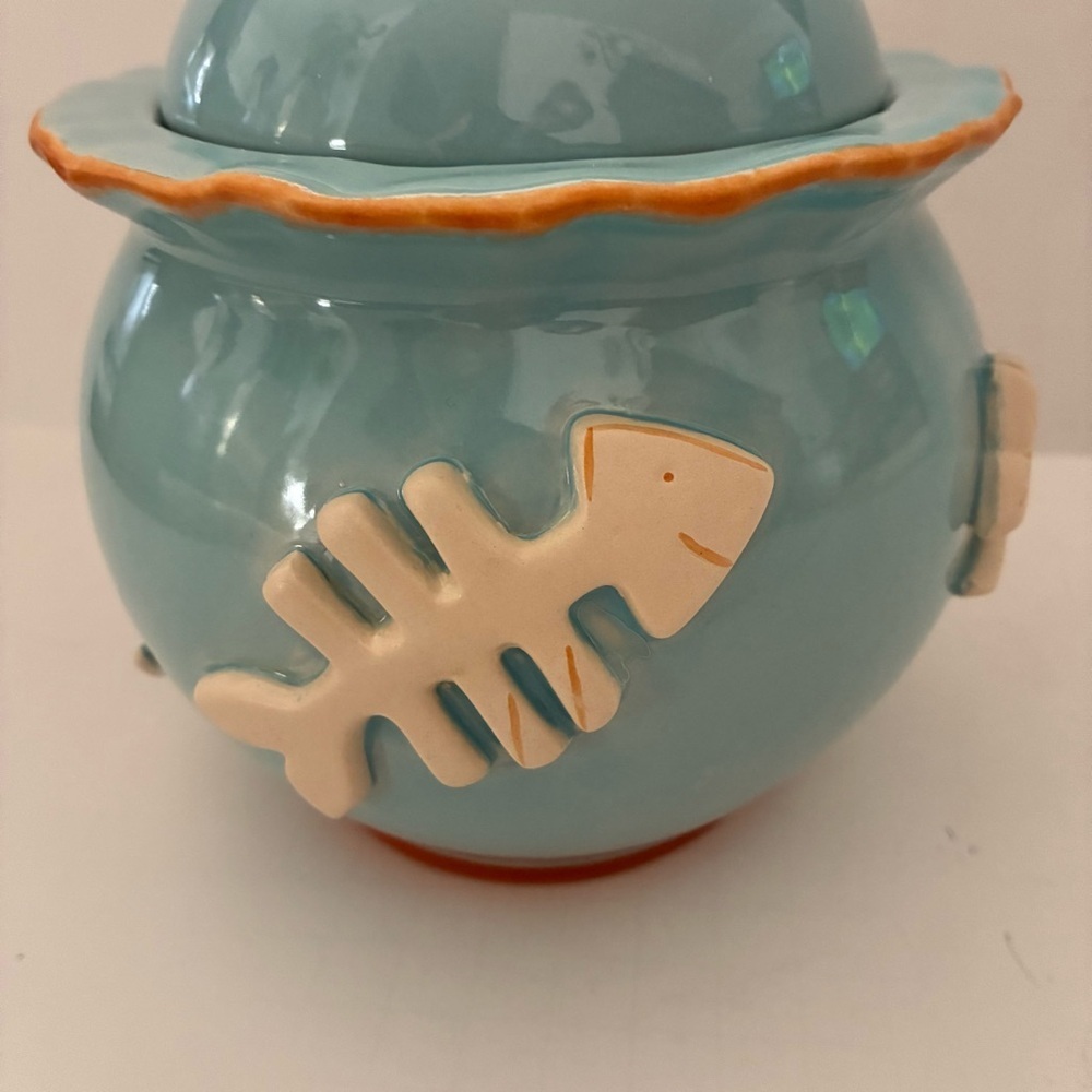 Carmel Ceramica Cat Cookie jar with “Meow” lid - Picture 4 of 16